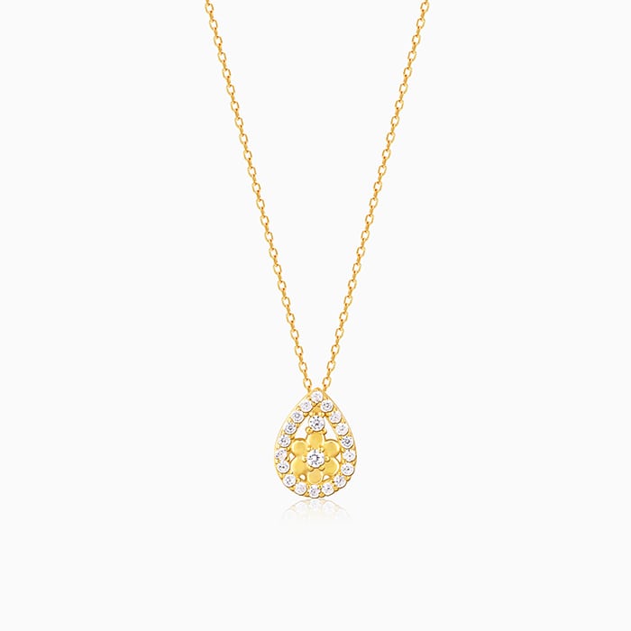 Golden Studded Delight Pendant With Link Chain